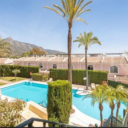 Stunning & Ultra 3 Bed, Walk Everywhere! Apartment Marbella