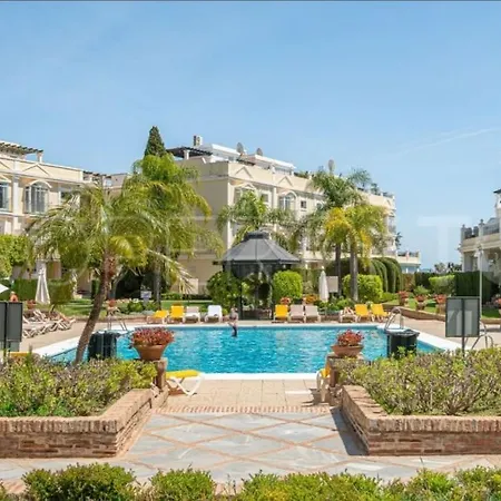 Stunning & Ultra 3 Bed, Walk Everywhere! Apartment *